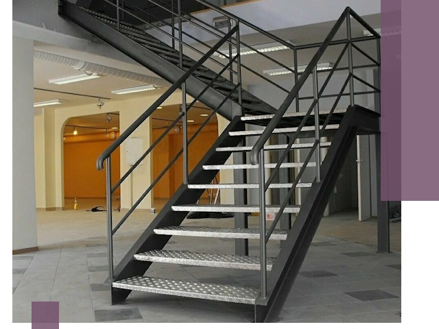 Лестницы для офиса в Чистополе: изготовление, монтаж, демонтаж