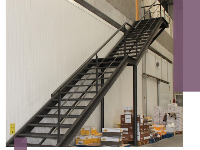 Лестницы для производства в Чистополе — изготовление и монтаж