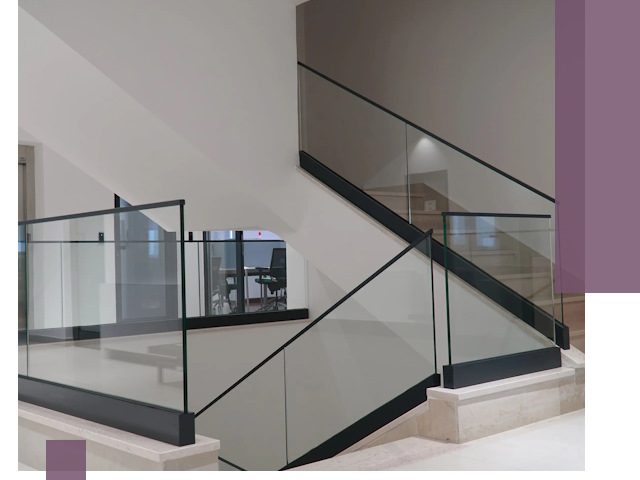 Стеклянные перила премиум-класса с установкой в Чистополе