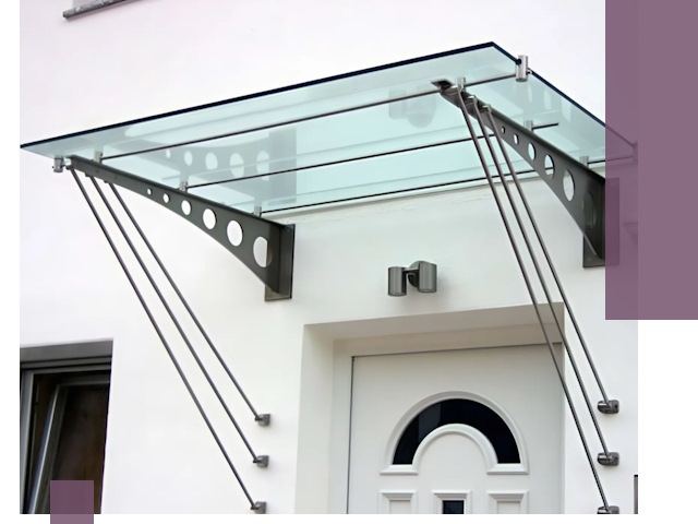 Козырьки над входом под ключ в Чистополе — изготовление и монтаж