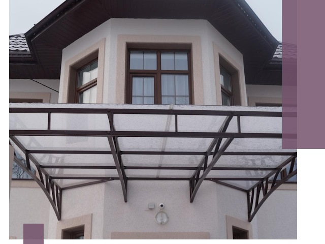 Козырьки из поликарбоната под ключ в Чистополе