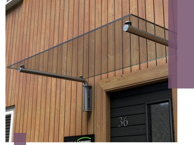 Стеклянные козырьки на входы и фасады в Чистополе