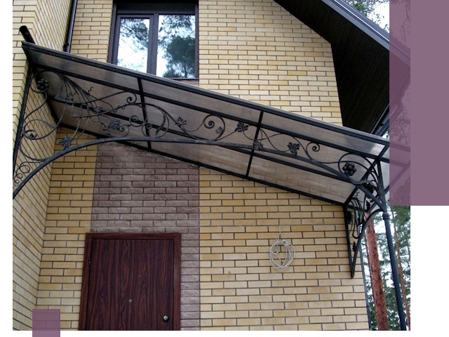 Односкатные козырьки из металла под ключ в Чистополе