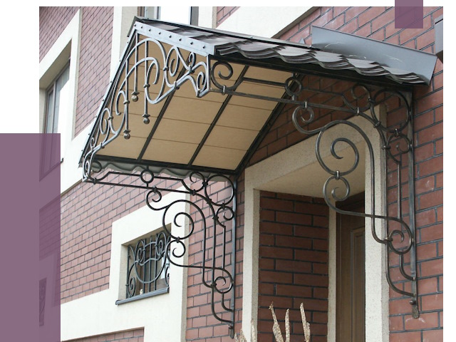 Двускатные козырьки в Чистополе под ключ от 12799 руб.