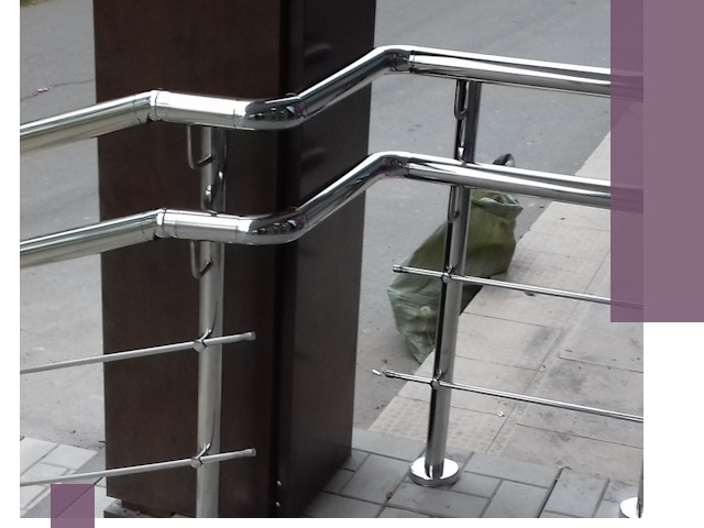 Монтаж поручней из нержавеющей стали в Чистополе качественно и быстро